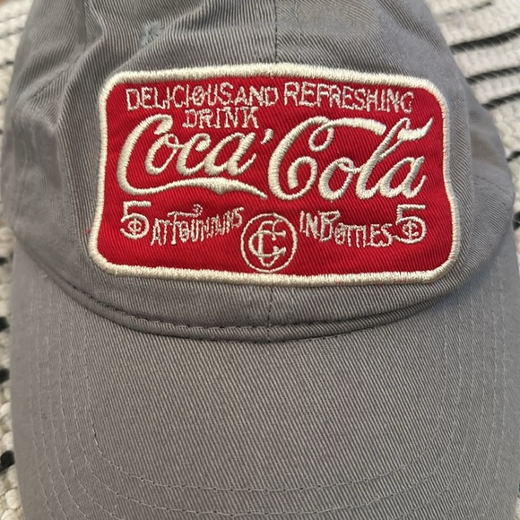 Hat - Picture 2 of 10